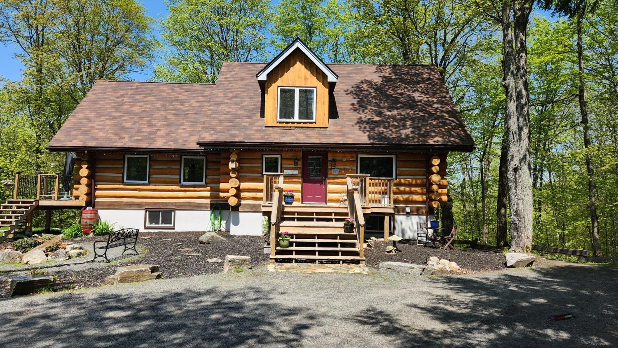 Bed And Breakfast Comfy & Cozy Huntsville Bagian luar foto
