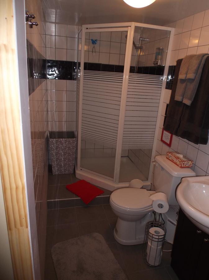 Bed And Breakfast Comfy & Cozy Huntsville Bagian luar foto